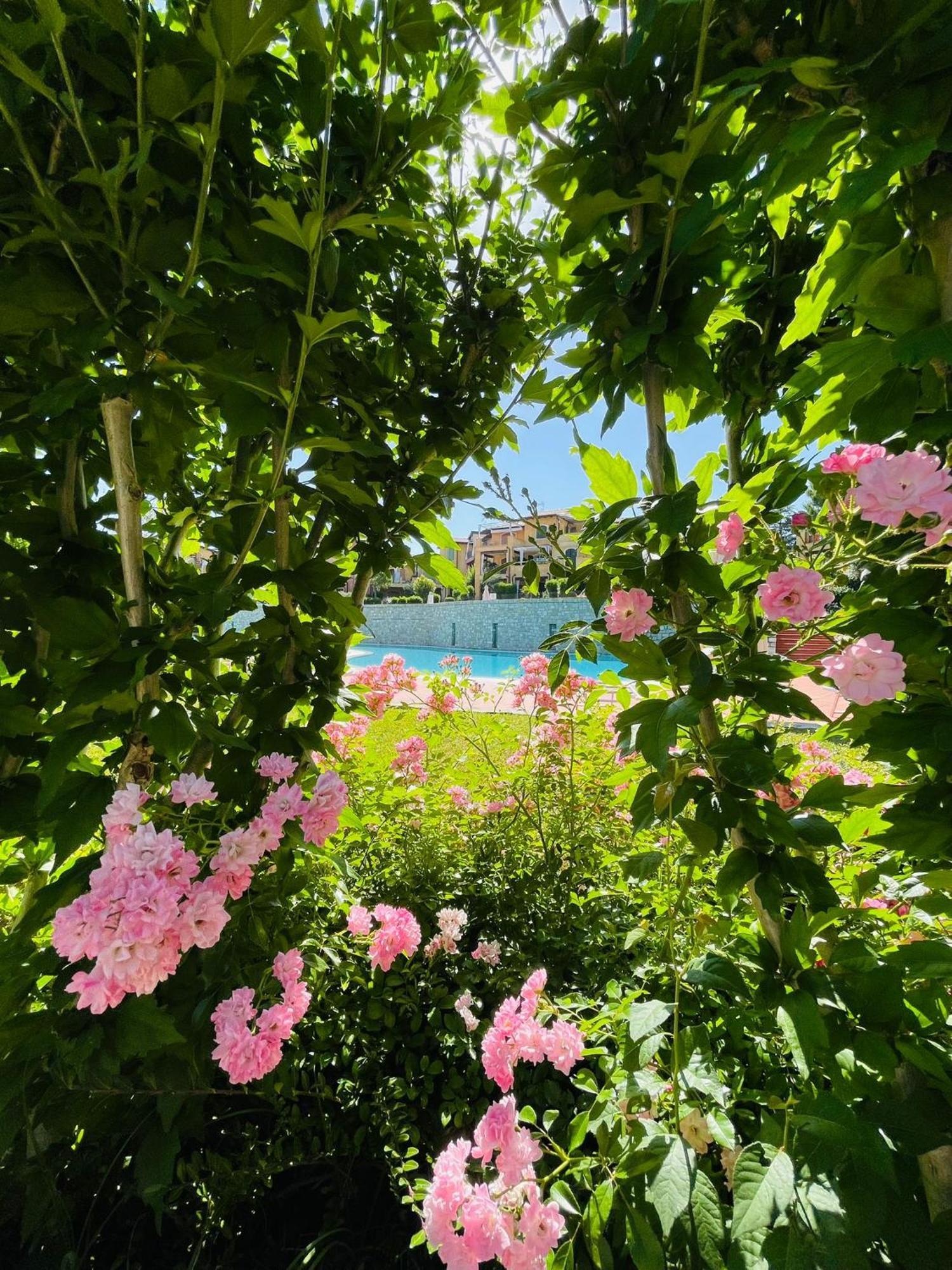 Borgo Del Torchio - Gardagate Apartamento Manerba del Garda Exterior foto